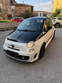 Abarth 500 1.4 Turbo T-Jet Custom