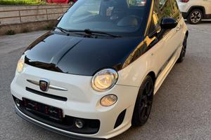 Abarth 500 1.4 Turbo T-Jet Custom