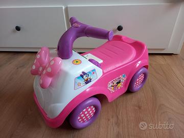 Macchina cavalcabile Minnie con luci e suoni
