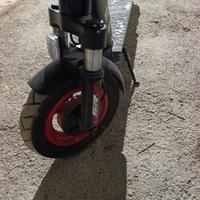 monopattino elettrico Aprilia 