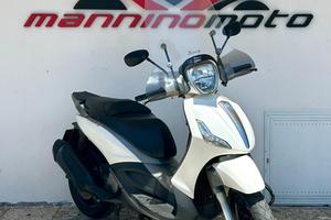 Piaggio Beverly 350