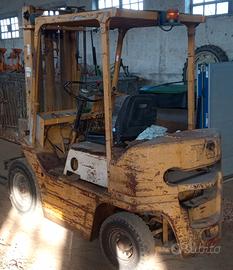 Muletto / carrello elevatore Diesel TCM 25QLi