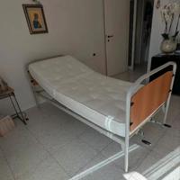 LETTO ORTOPEDICO COMPLETO DI MATERASSO E SPONDE!