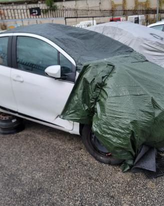 Per yaris  2019 motore e cambio fatturabile 35 MKM