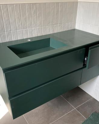 Mobile bagno, colore verde, L. 115 x p. 50 cm.