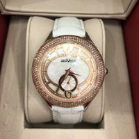 Orologio nuovo con diamanti certificati