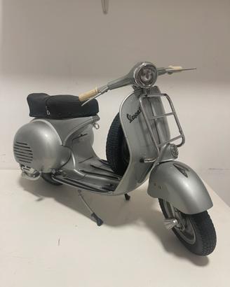Vespa hachette scala 1:3