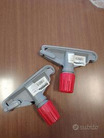 Pinza per mop pavimenti