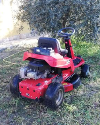 SNAPPER tosaerba a sedile. Taglia erba