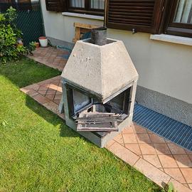 Caminetto prefabbricato angolare