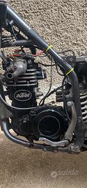 Smembro motore ktm lc4