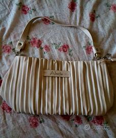 Borsa Alesya