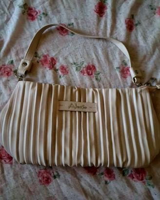 Borsa Alesya