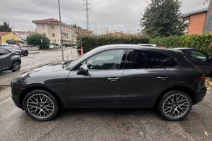 Porsche Macan (iva detraibile)