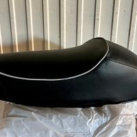 Sella vespa 50 special monoposto NUOVA