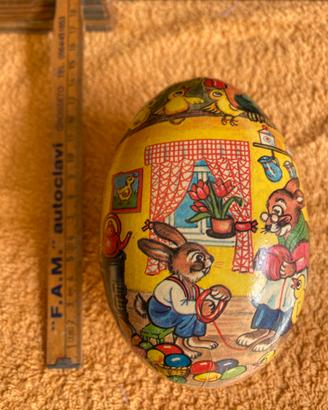 Uovo di Pasqua decorato in stile vintage