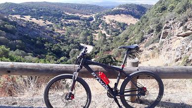 Mountain bike rockrider 520