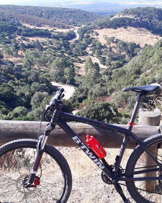 Mountain bike rockrider 520