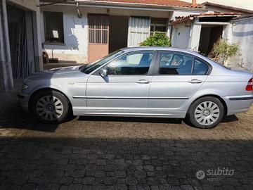 auto BMW serie 3 320D anno 2002