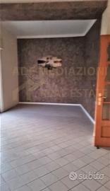 Secondo Piano Con Garage