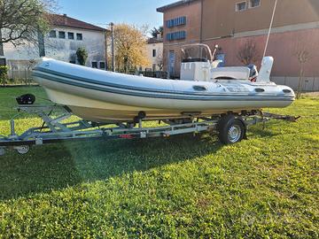 BSC 57 + Suzuki 140hp Una veranda sul mare