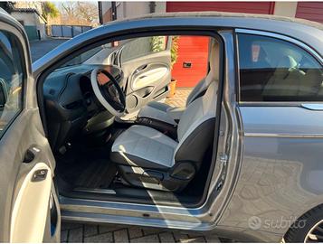 Fiat 500e cabrio 42kwh la prima