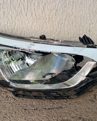 Ricambi faro anteriore Hyundai i20