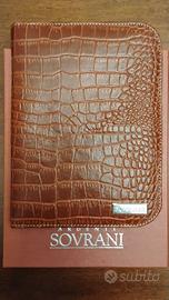 Porta agenda o rubrica in pelle dettaglio argento