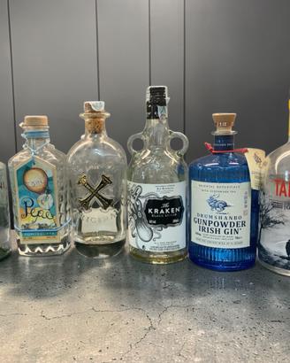 1 Lotto bottiglie vuote gin come da foto