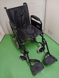 Sedia a rotelle per disabili