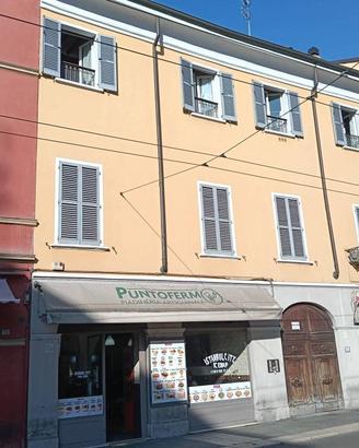 Appartamento di 135 m² con 4 locali a Parma