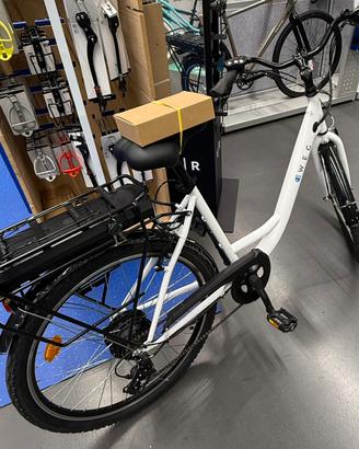 Bicicletta Elettrica E-WEG (Decathlon)