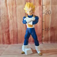Action Figure Vegeta Super Saiyan 