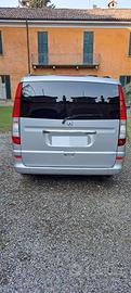 Mercedes Viano Extra Longo con 8 posti 