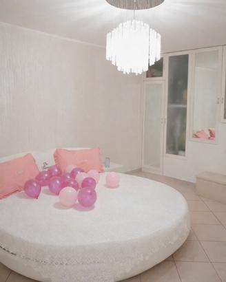 Camera da Letto Matrimoniale Moderna-letto rotondo