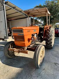 Trattore FIAT 640 serie oro servosterzo