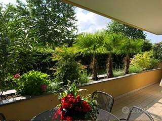 Appartamento di 144 m² con 3 locali e box auto a S