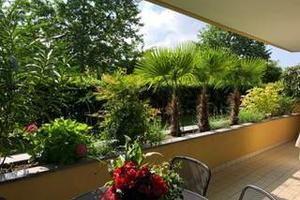Appartamento di 144 m² con 3 locali e box auto a S