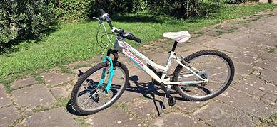 Mountain Bike 24 per ragazza