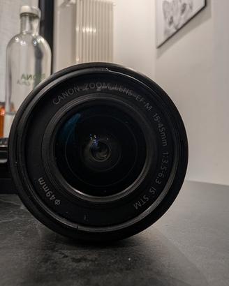 Canon EOS M200 Kit: 2 Obiettivi + Adattatore