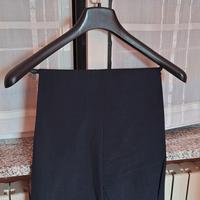 Pantalone uomo leggero blu scuro.
