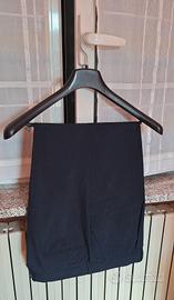 Pantalone uomo leggero blu scuro.