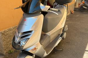 Aprilia Leonardo 150 – Anno 2001 ( da sistemare )