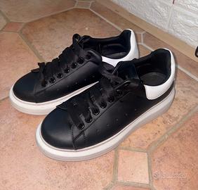 Alexander McQueen Sneaker