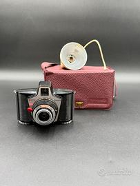 Fotocamera d'epoca Ferrania Eura per pellicola