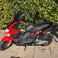 Gilera Runner 200 VXR + Tucano Urbano