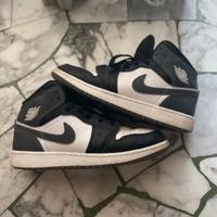 Air Jordan 1 mid Gray high