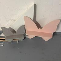 Mensole cameretta bambina rosa farfalla