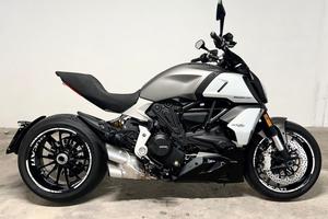 DUCATI Diavel 1260