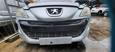 PEUGEOT 308 STATION WAGON 2009 - PARAURTI ANTERIOR